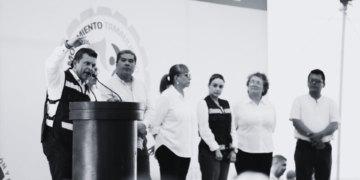 Sociedad civil escucha propuestas de candidato a la alcaldía de Victoria