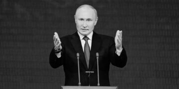 Habla Putin de tiempos difíciles para Rusia