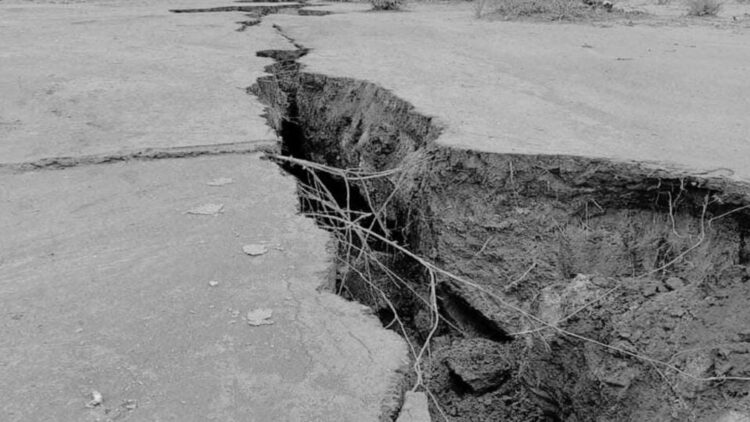 Se abre grieta en Tula