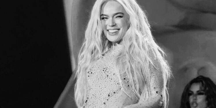 Karol G se convierte en la artista latina más escuchada del momento