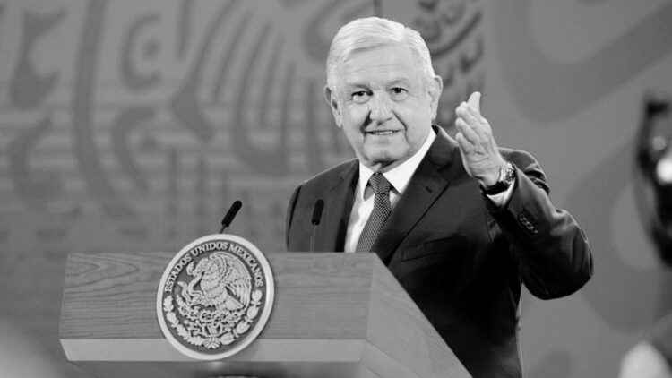 Con más experiencia aprenden más mañas, dice AMLO de jueces