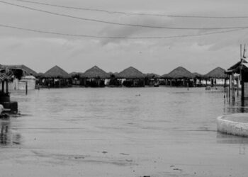 Playa Miramar afectada por la marea de tormenta