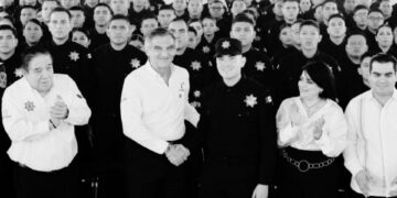 Preside gobernador ceremonia de graduación de cadetes que se incorporan a la Guardia Estatal