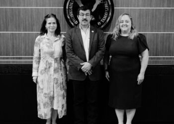 La UAT y Microsoft plantean un proyecto de inteligencia artificial enfocado en la educación