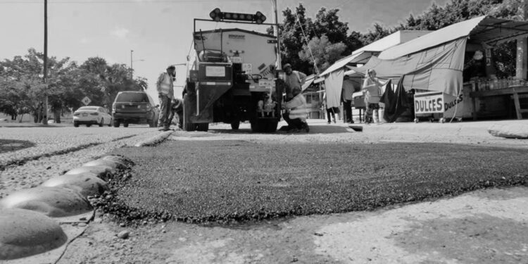 Restaura Municipio 270 m2 más de bacheo en la ciudad