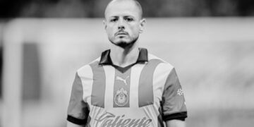 David Faitelson califica a Chicharito como un fiasco en Chivas