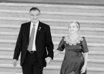 Inicia Américo Villarreal conversatorio «Dos años de memorias de una transformación»