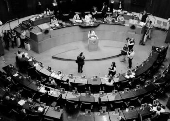 Van 71 amparos por ley judicial; ordenan a judicatura no informar