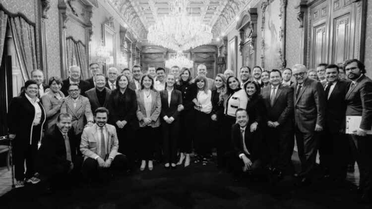 Se reúne gobernador de Tamaulipas con presidenta Claudia Sheinbaum