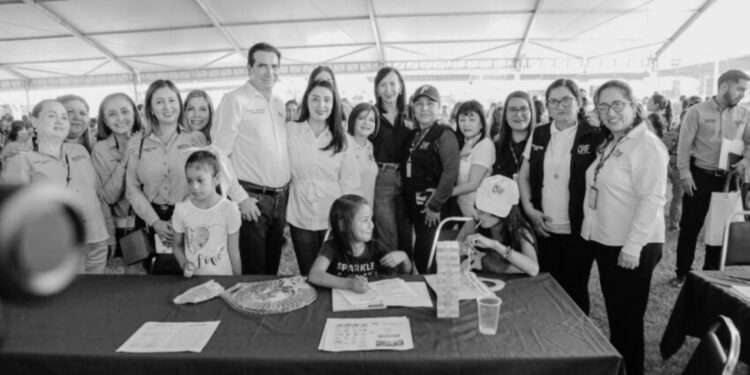 Atiende DIF Tamaulipas a familias de Valle Hermoso a través de la brigada “Transformando Familias”