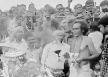 Sacerdote hindú muere al caer desde un cerro tras afirmar que podía volar