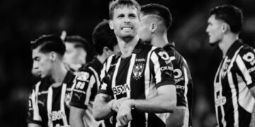 Rayados saca ventaja ante Pumas