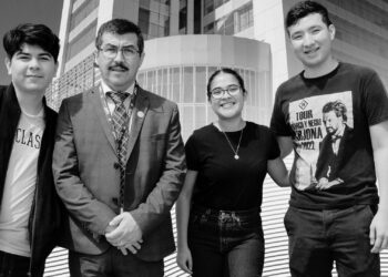 Incrementa la UAT el apoyo de becas a sus estudiantes