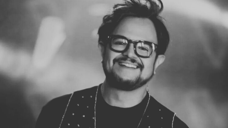 Tras fuertes críticas al reguetón, Aleks Syntek no descarta colaboración con Bellakath