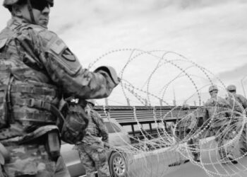 Trump ordena despliegue de al menos 1500 soldados en frontera con México