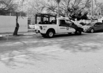 Se movilizan por arma de fuego en secundaria de Victoria