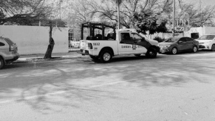 Se movilizan por arma de fuego en secundaria de Victoria