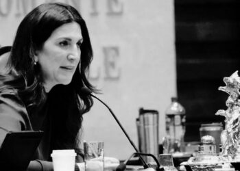 PAN quiere cambiar el nombre a México y eliminar el de Estados Unidos Mexicanos