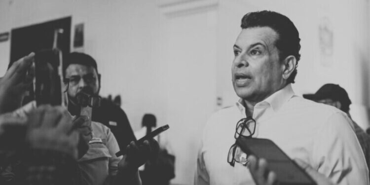 Agradece alcalde al gobernador, por inicio de instalación de semáforos inteligentes.