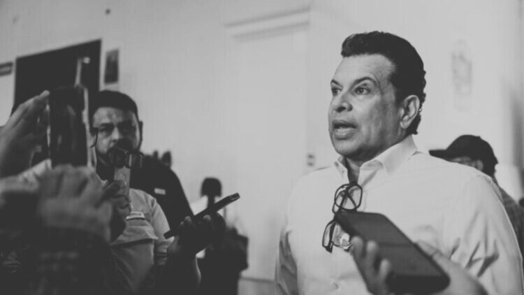 Agradece alcalde al gobernador, por inicio de instalación de semáforos inteligentes.