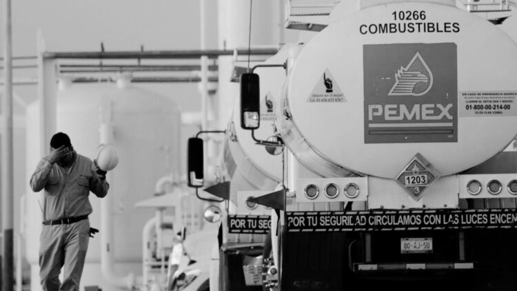 Huachicol fiscal de diésel le cuesta 40 mil mdp al erario en tres trimestres